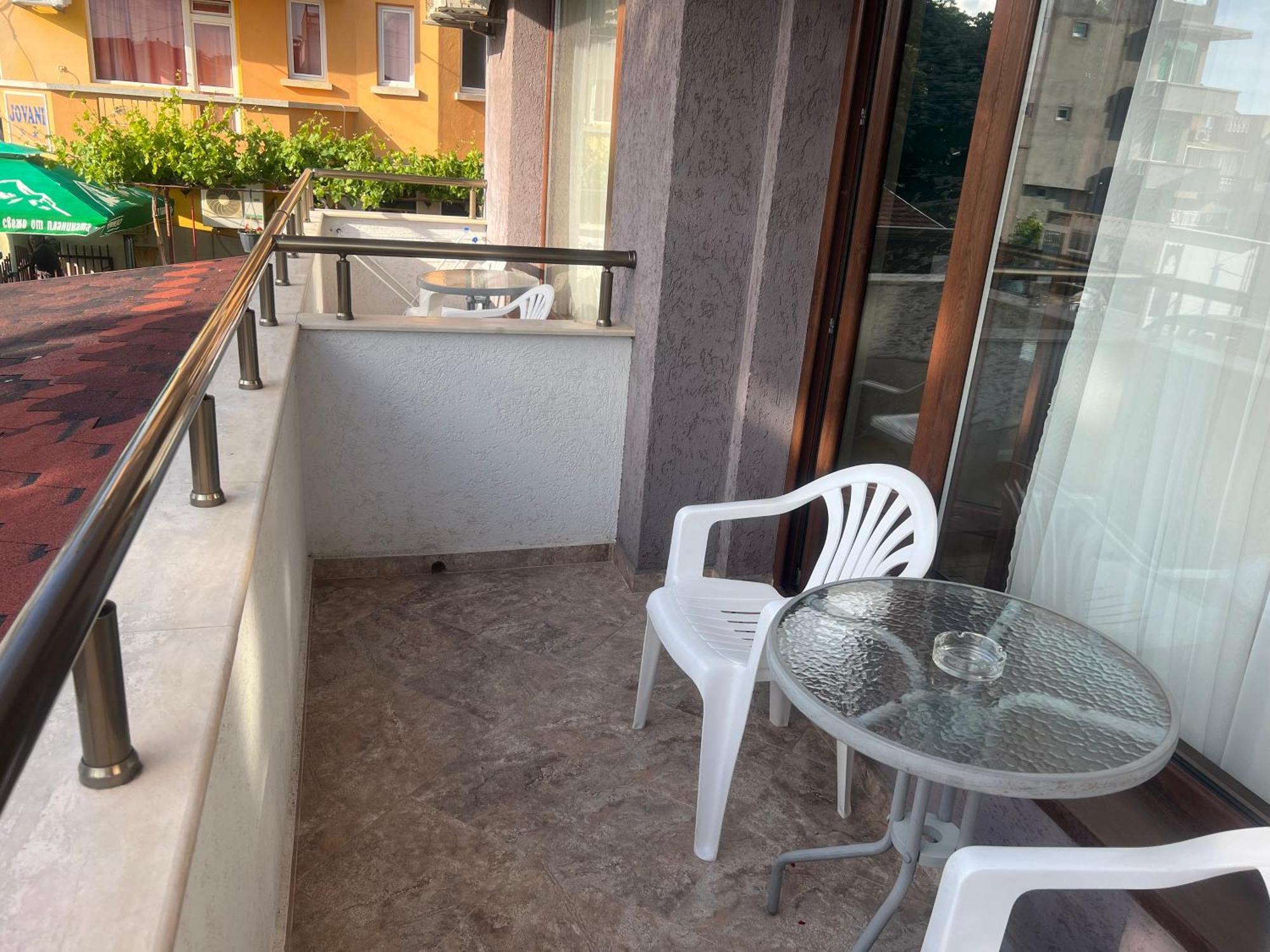 Hotel Lazur Kiten  Exterior photo